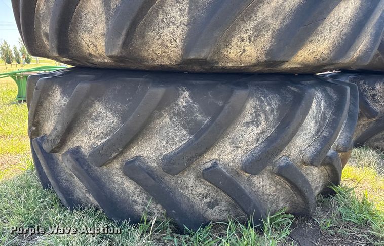 image for item DZ8865 (4) tires and wheels