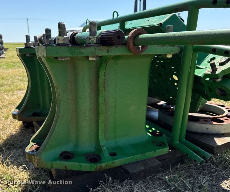 image for item DZ8865 (4) tires and wheels