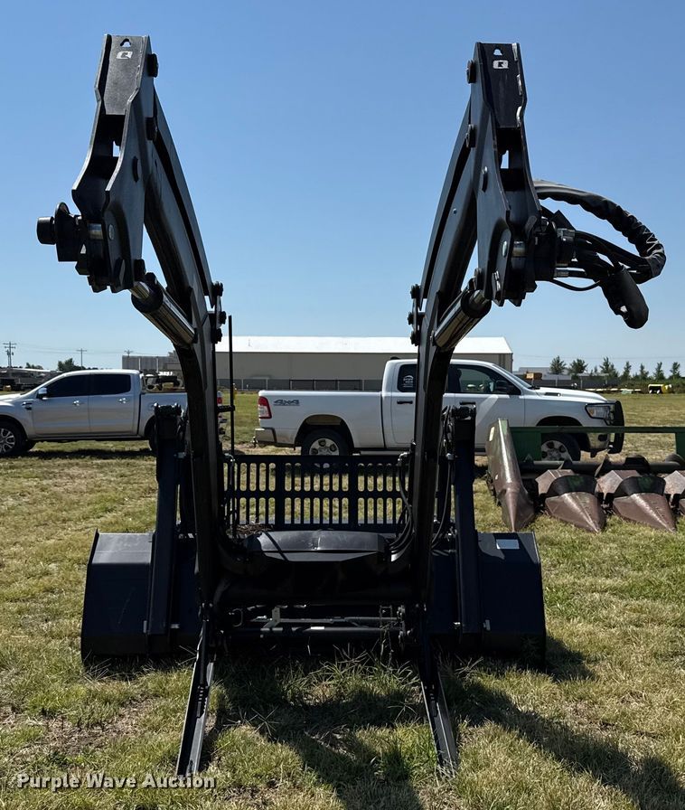 image for item DZ8867 2019 ALO Quicke Q6M loader