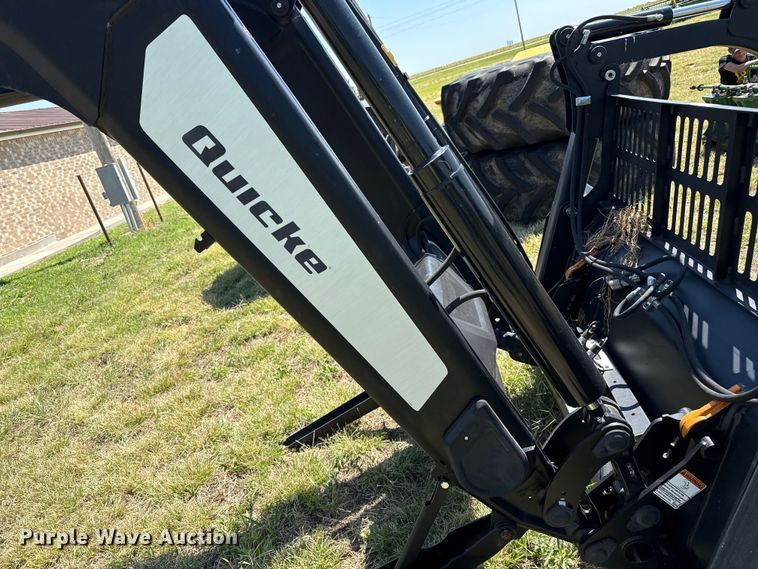 image for item DZ8867 2019 ALO Quicke Q6M loader