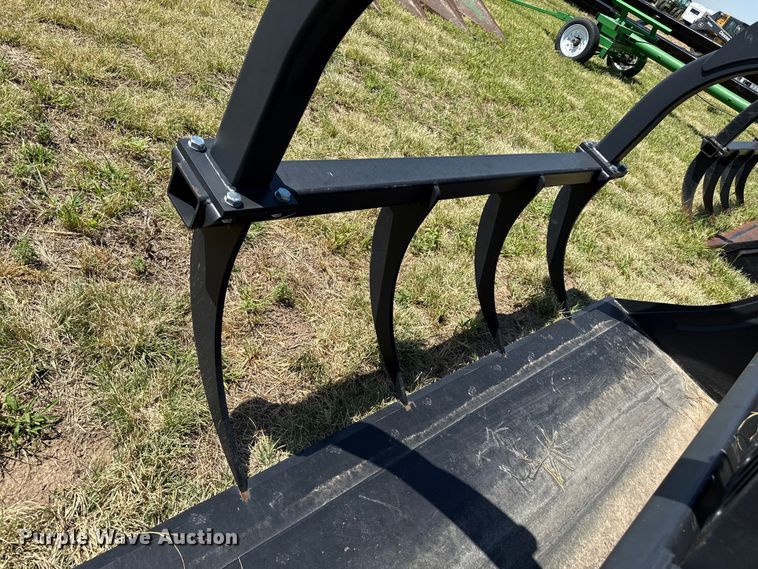 image for item DZ8867 2019 ALO Quicke Q6M loader