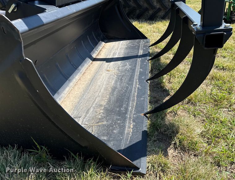 image for item DZ8867 2019 ALO Quicke Q6M loader