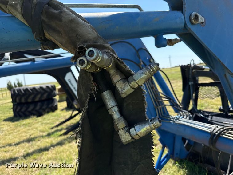 image for item DZ8868 2005 New Holland 62LB loader