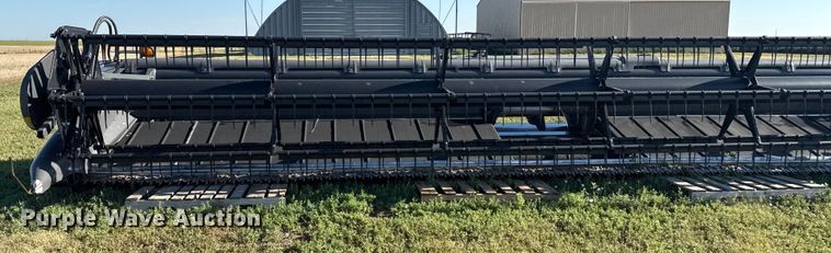 image for item DZ8882 Agco Dynaflex 9250 flex draper head