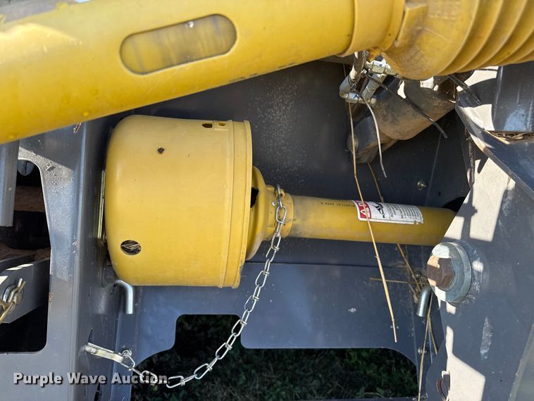 image for item DZ8882 Agco Dynaflex 9250 flex draper head