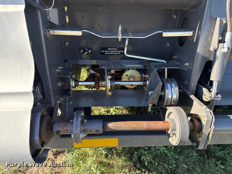 image for item DZ8882 Agco Dynaflex 9250 flex draper head