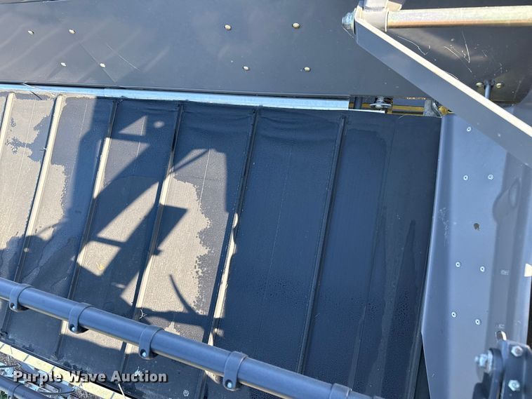 image for item DZ8882 Agco Dynaflex 9250 flex draper head