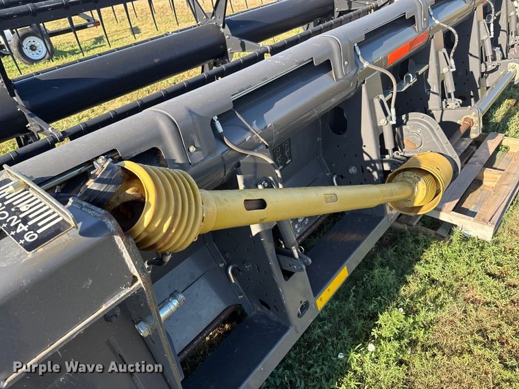 image for item DZ8882 Agco Dynaflex 9250 flex draper head