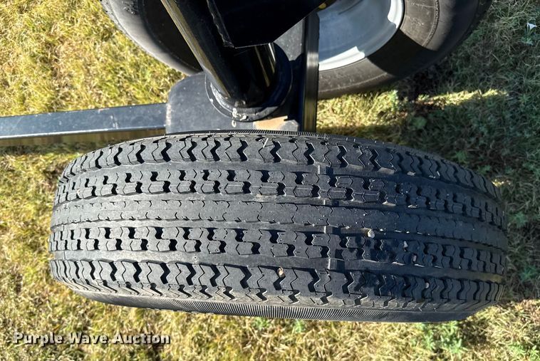 image for item DZ8883 Industrias America 430 header trailer