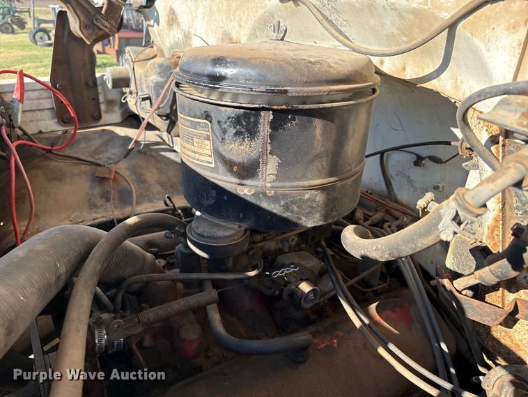 image for item DZ8885 1977 Chevrolet C65 grain truck