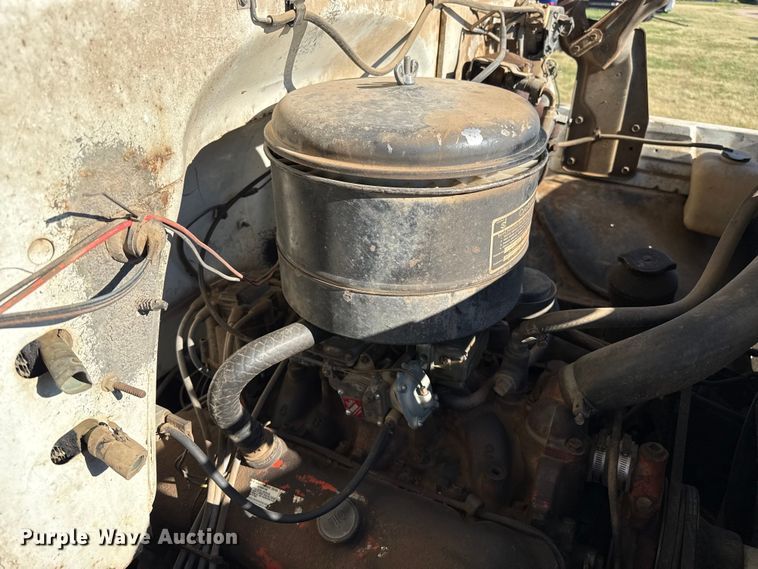 image for item DZ8885 1977 Chevrolet C65 grain truck