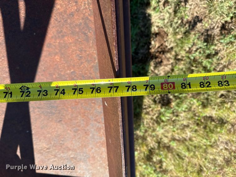 image for item DZ8886 Hay bale feeder wagon