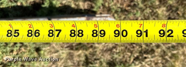 image for item DZ8887 Hay bale feeder wagon