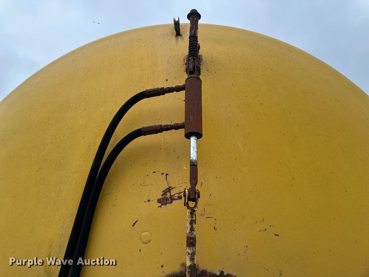 image for item EB2828 Better Bilt manure spreader