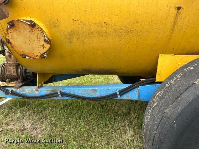 image for item EB2828 Better Bilt manure spreader