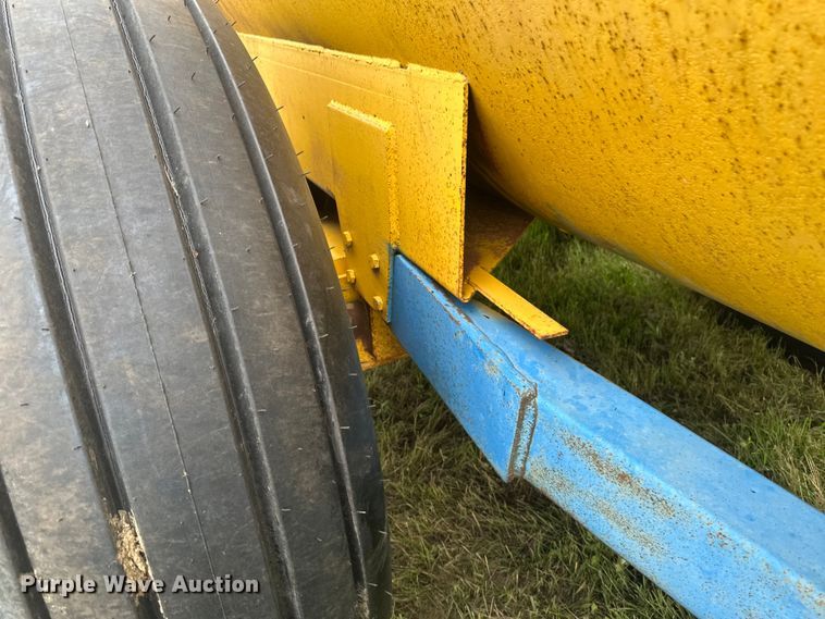 image for item EB2828 Better Bilt manure spreader