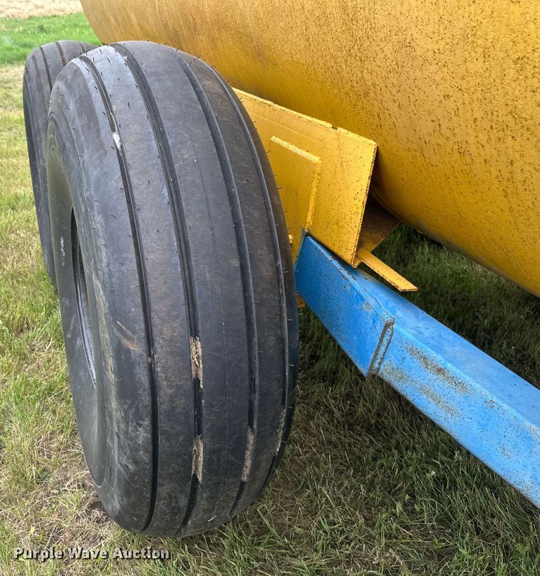 image for item EB2828 Better Bilt manure spreader