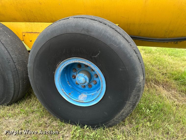 image for item EB2828 Better Bilt manure spreader