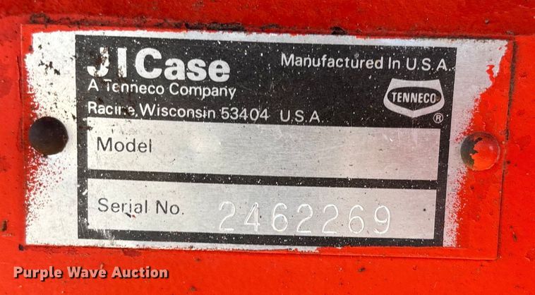 image for item EC1098 1975 Case 1370 tractor