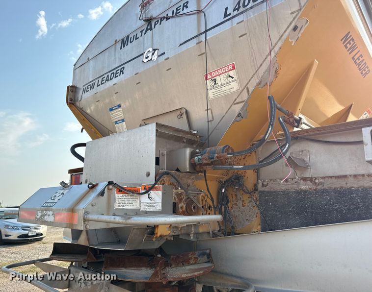 image for item ED4444 2016 AGCO Terragator 8400B spreader