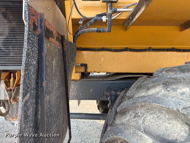 image for item ED4444 2016 AGCO Terragator 8400B spreader