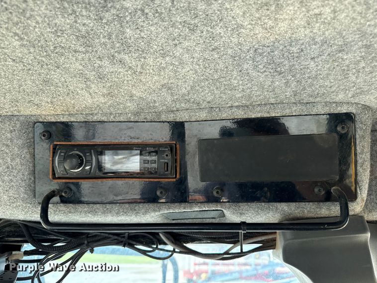 image for item ED4444 2016 AGCO Terragator 8400B spreader