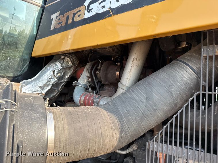 image for item ED4444 2016 AGCO Terragator 8400B spreader