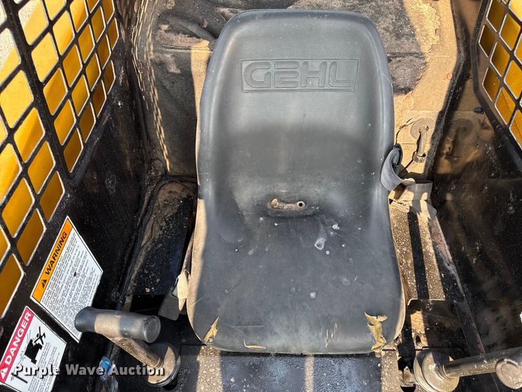 image for item ED4445 Gehl 4634 DXT skid steer loader