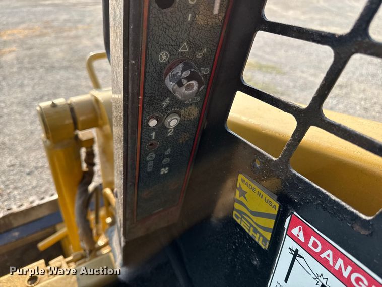 image for item ED4445 Gehl 4634 DXT skid steer loader