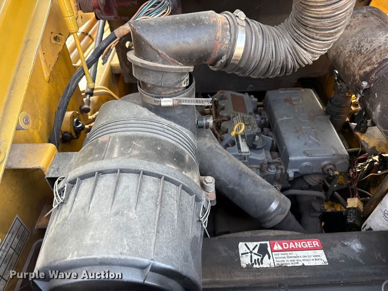 image for item ED4445 Gehl 4634 DXT skid steer loader