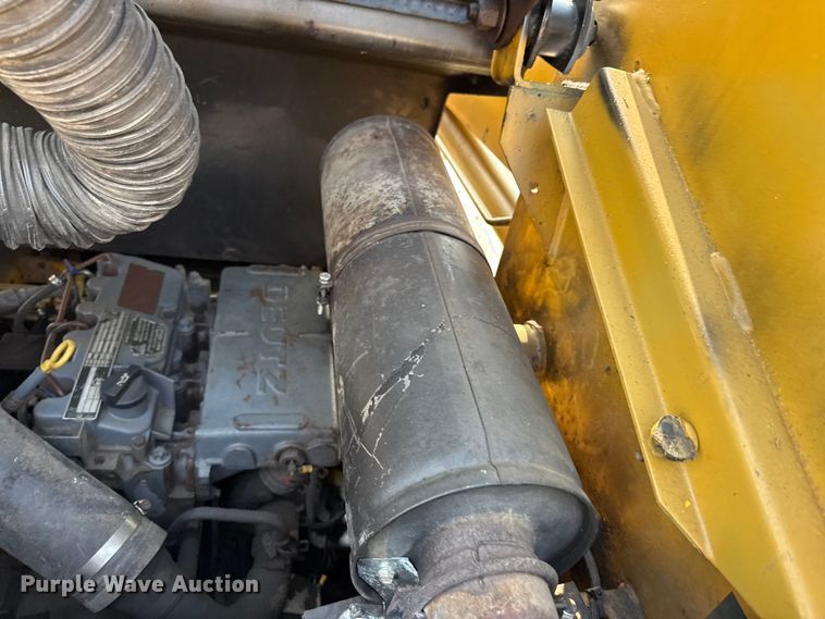 image for item ED4445 Gehl 4634 DXT skid steer loader