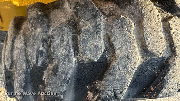 image for item ED4445 Gehl 4634 DXT skid steer loader