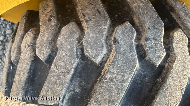 image for item ED4445 Gehl 4634 DXT skid steer loader