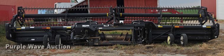 image for item EF1956 2011 MacDon FD70 flex draper head