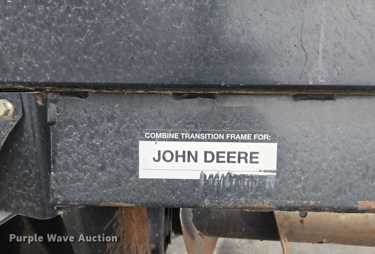 image for item EF1956 2011 MacDon FD70 flex draper head