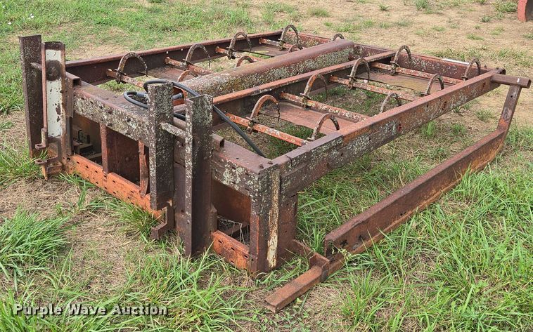 image for item EF1968 Bale accumulator grapple