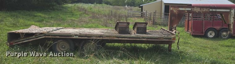 image for item EF3684 1981 Trail King 0651-1800 equipment trailer