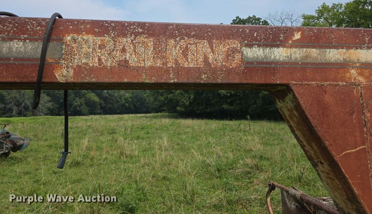 image for item EF3684 1981 Trail King 0651-1800 equipment trailer