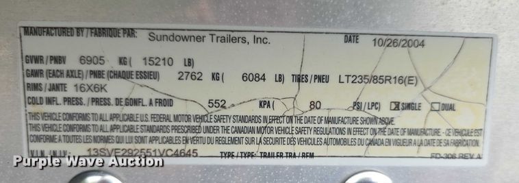 image for item EF3732 2005 Sundowner Sunlite 727 horse trailer