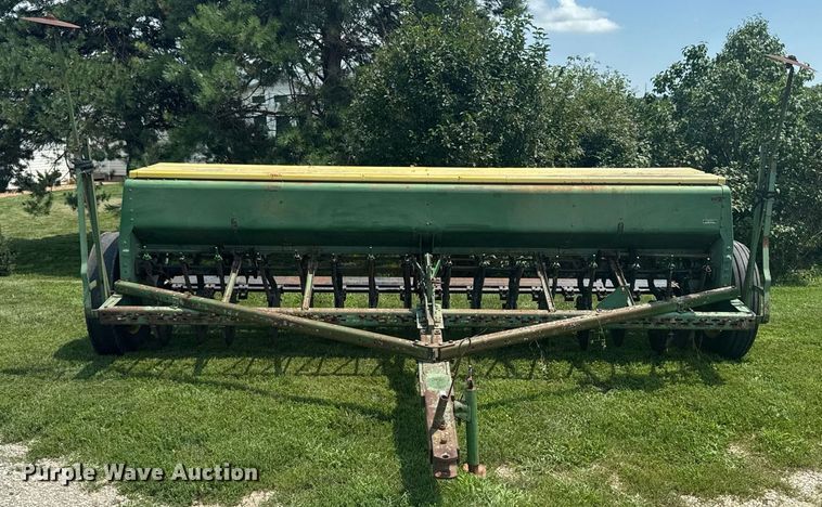 image for item EM2203 John Deere 8300 grain drill