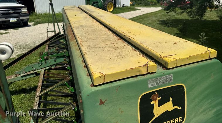 image for item EM2203 John Deere 8300 grain drill
