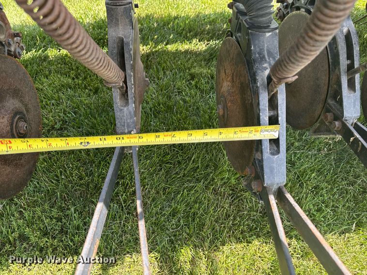 image for item EM2203 John Deere 8300 grain drill