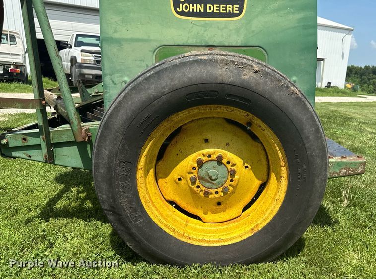image for item EM2203 John Deere 8300 grain drill