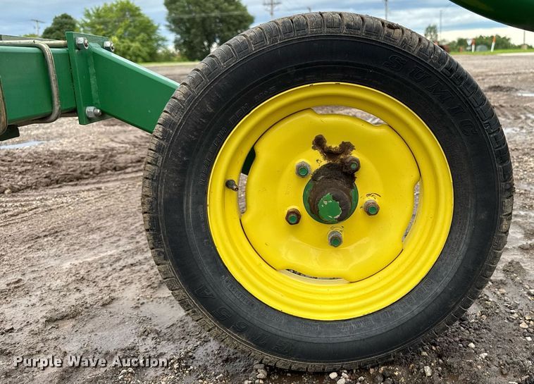 image for item EM2206 John Deere 702 hay rake