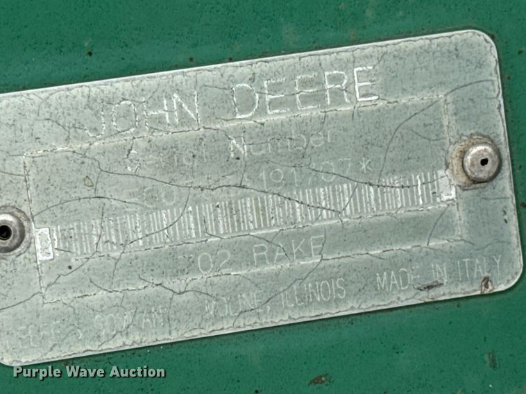 image for item EM2206 John Deere 702 hay rake