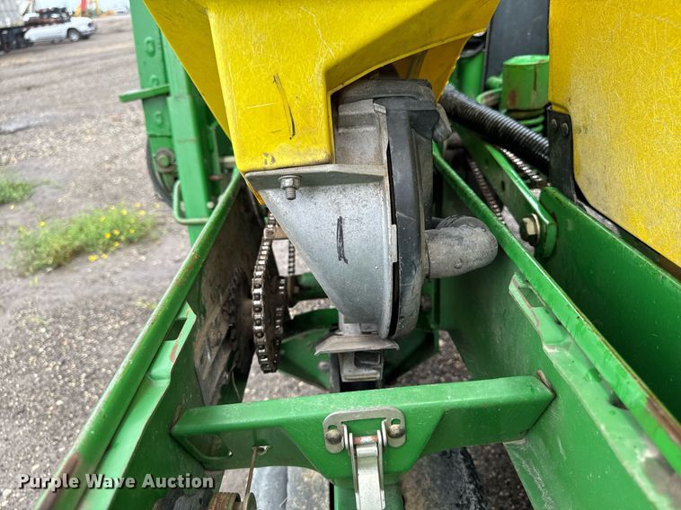 image for item EM2215 John Deere 1780 planter