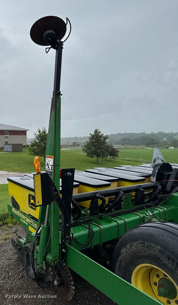 image for item EM2215 John Deere 1780 planter