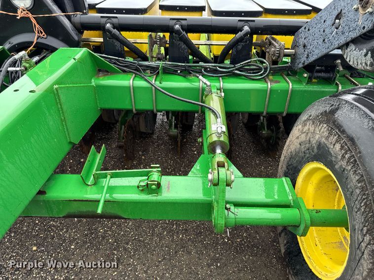 image for item EM2215 John Deere 1780 planter