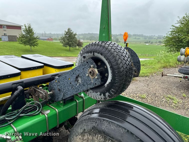 image for item EM2215 John Deere 1780 planter