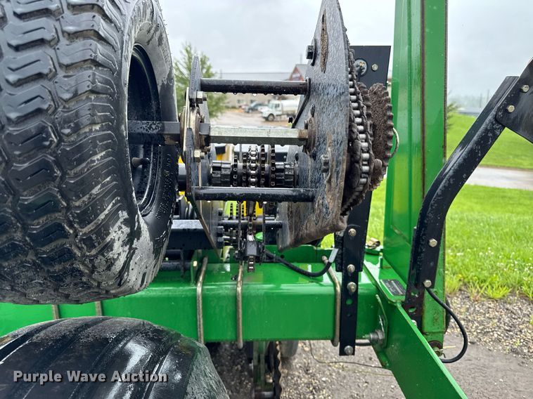 image for item EM2215 John Deere 1780 planter